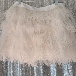 Never worn express 0 feather skirt